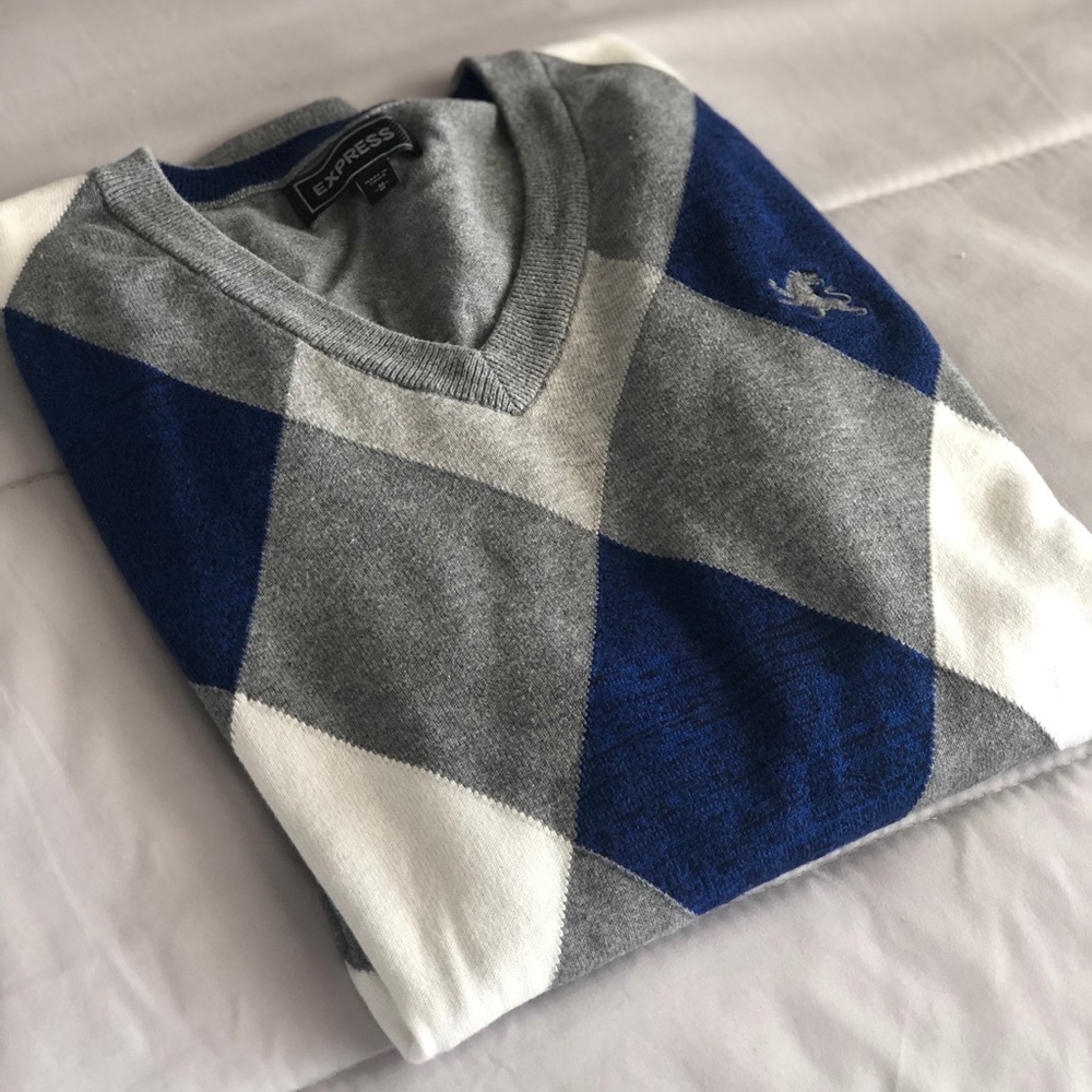 EXPRESS- MENS MEDIUM- blue, Grey & white sweater